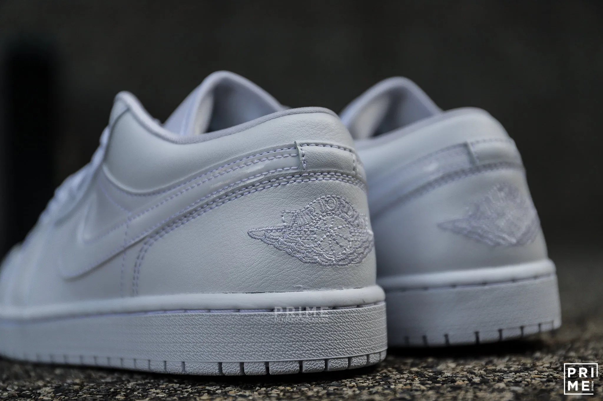 Nike Air Jordan 1 Low Triple White, DV0990 111.