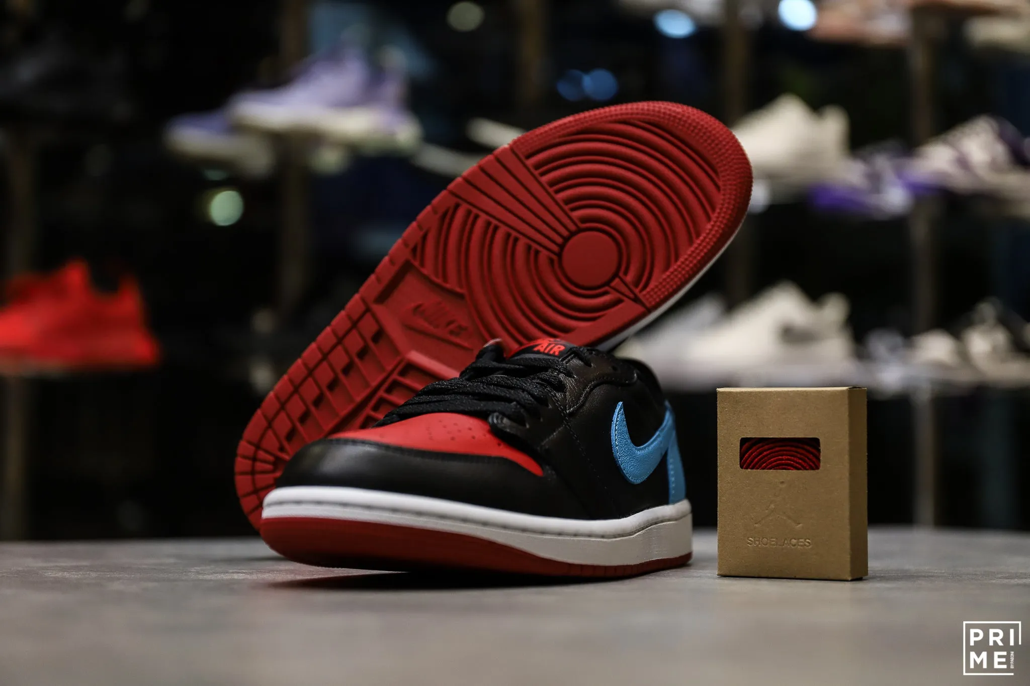 Nike Air Jordan 1 Low W OG UNC to Chicago CZ0775 046 - Google SEO result.