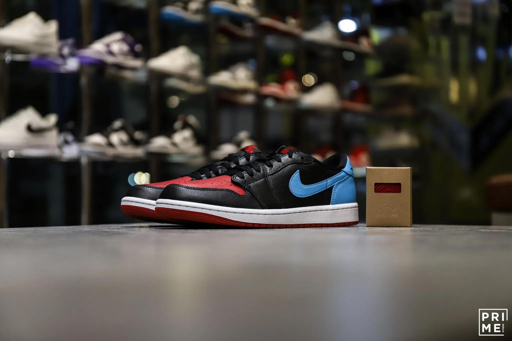 Nike Air Jordan 1 Low W OG UNC to Chicago CZ0775 046 - Google SEO result.