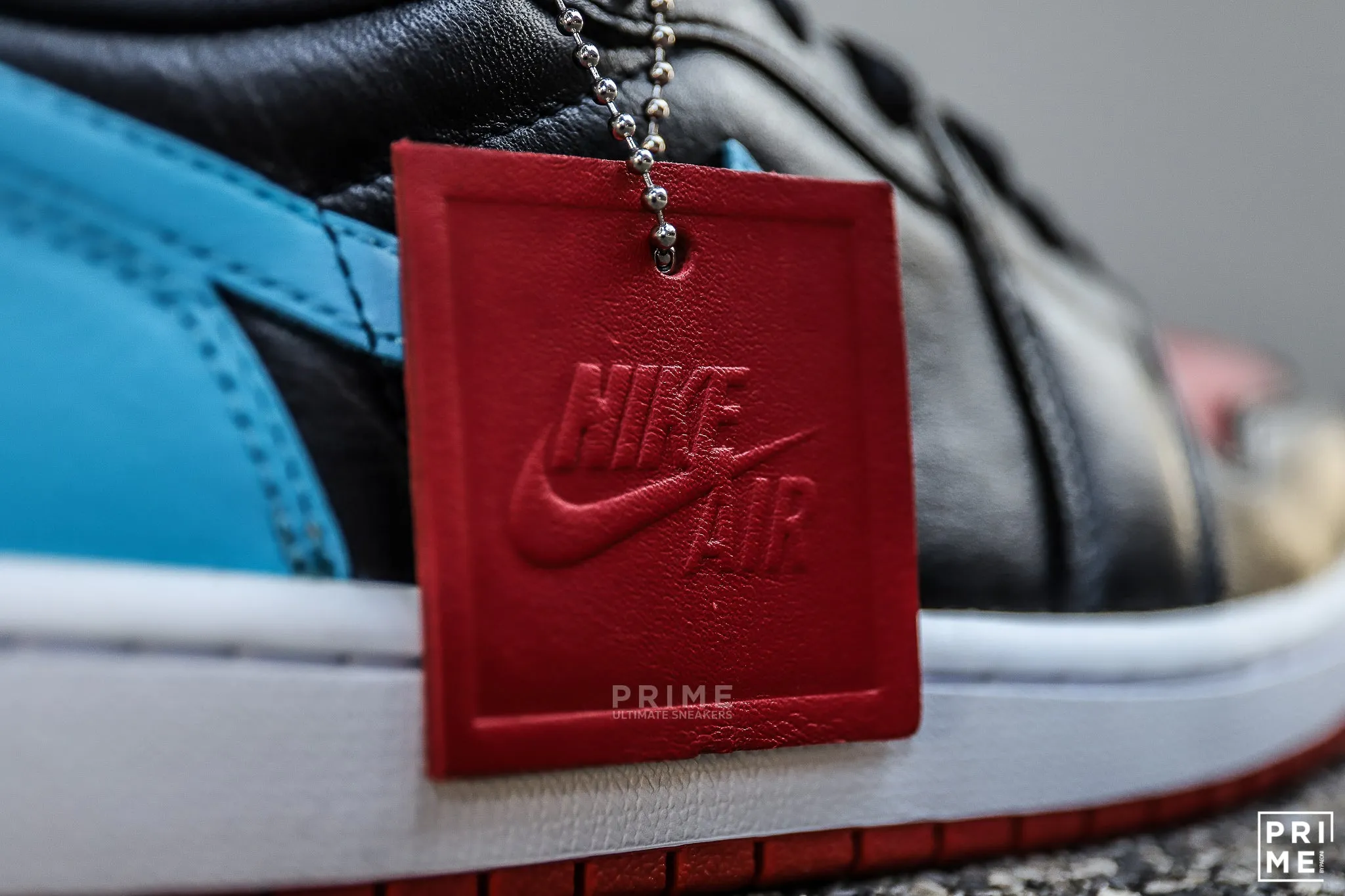 Nike Air Jordan 1 Low W OG UNC to Chicago CZ0775 046 - Google SEO result.