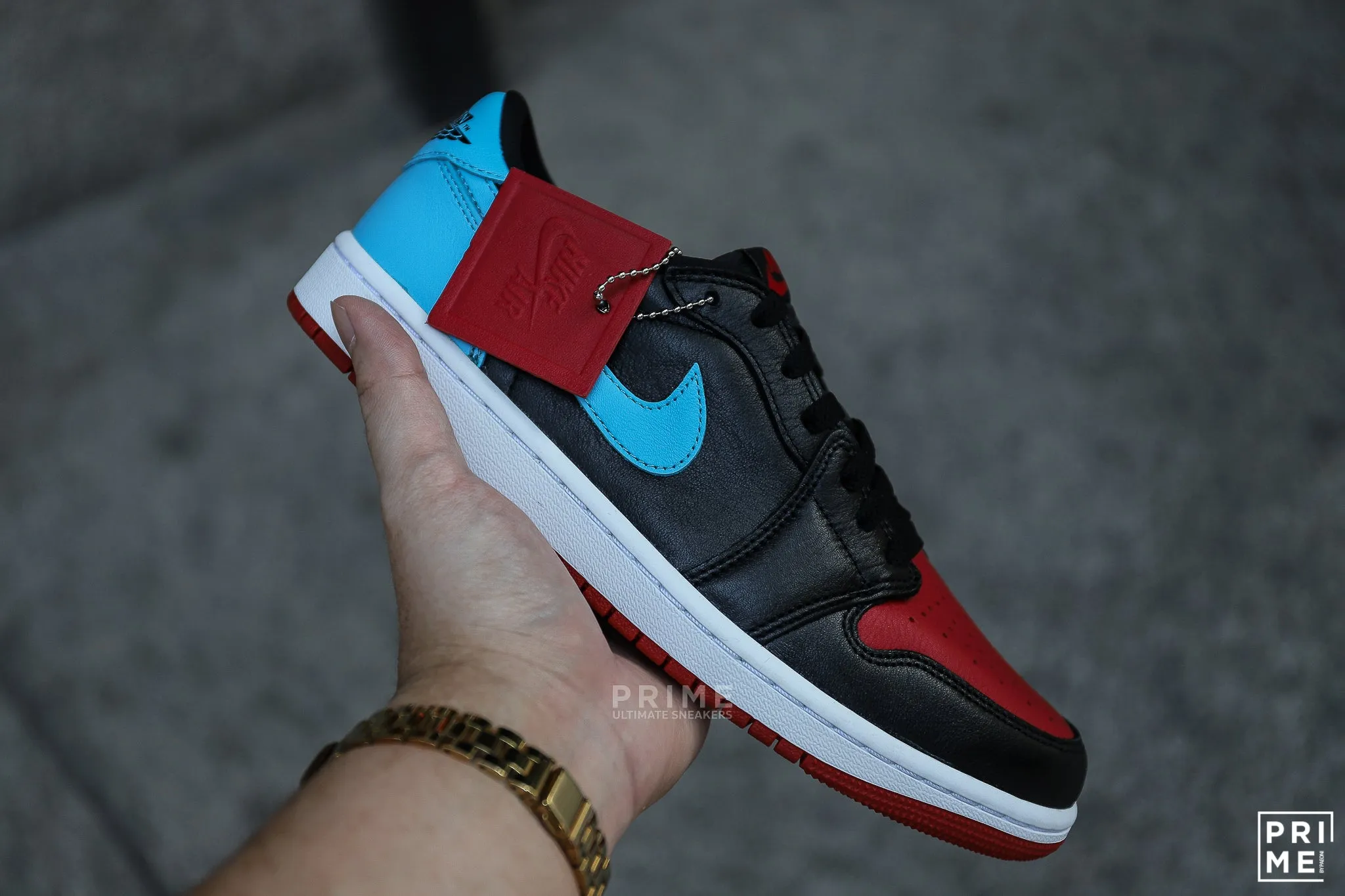 Nike Air Jordan 1 Low W OG UNC to Chicago CZ0775 046 - Google SEO result.