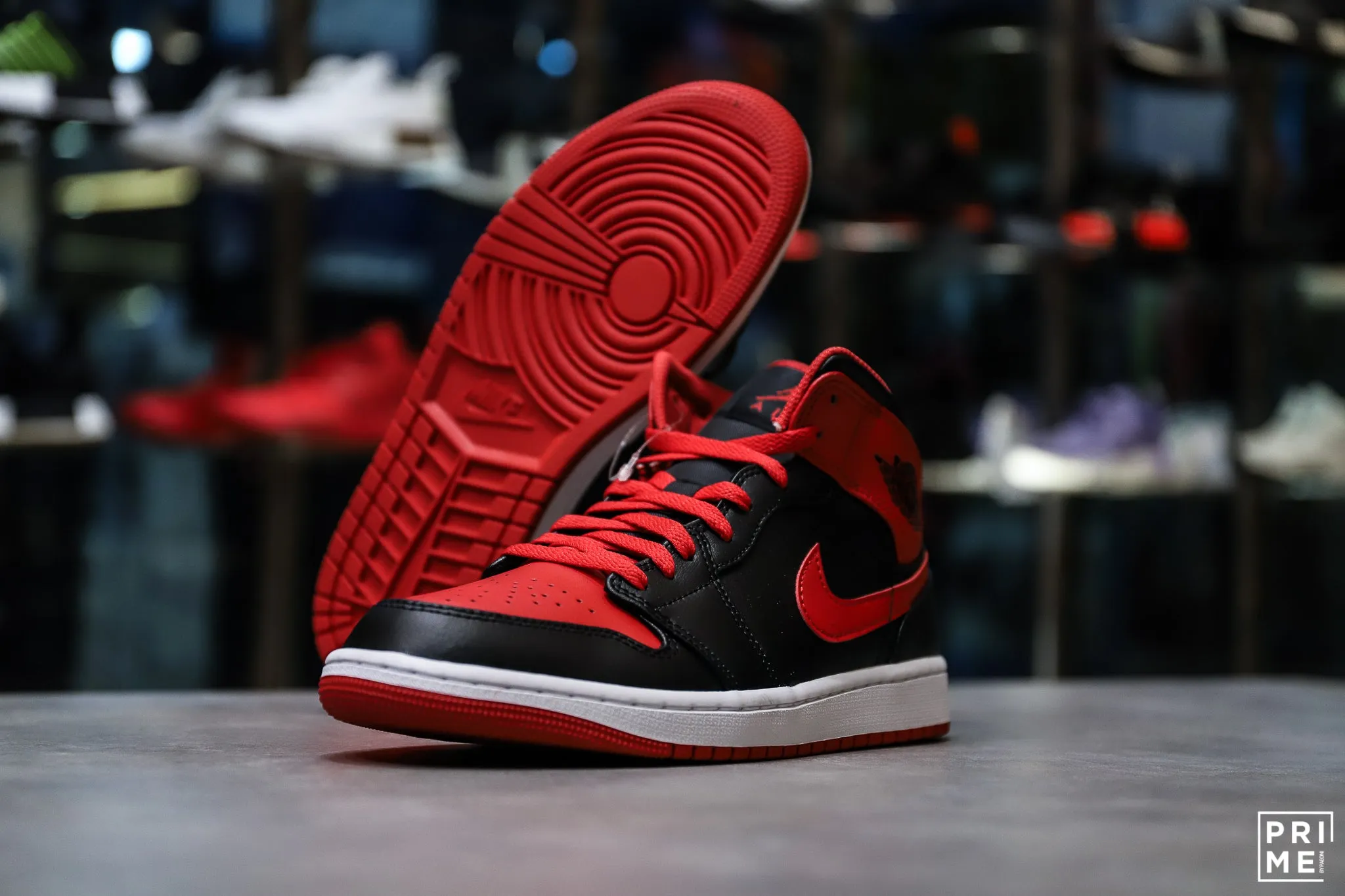 Nike Air Jordan 1 MID Alternative bred DQ8426 060