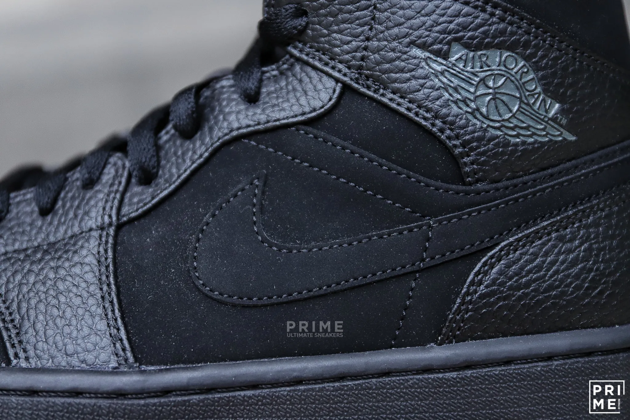 Nike Air Jordan 1 Mid Black - Dark Smoke Grey-Black (Style Code: 554724064)