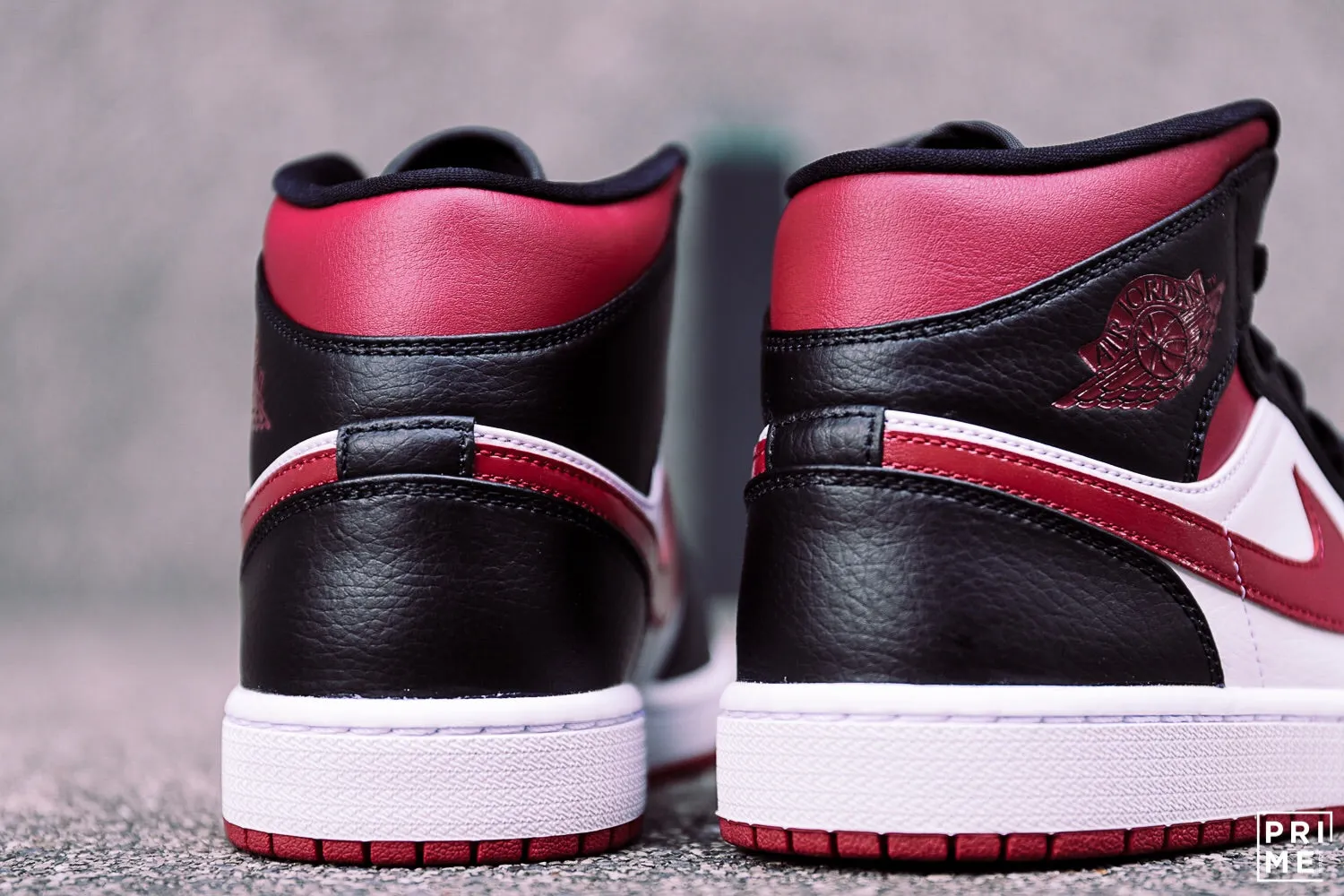 Nike Air Jordan 1 MID BLACK NOBLE RED WHITE 554724 066 for sale