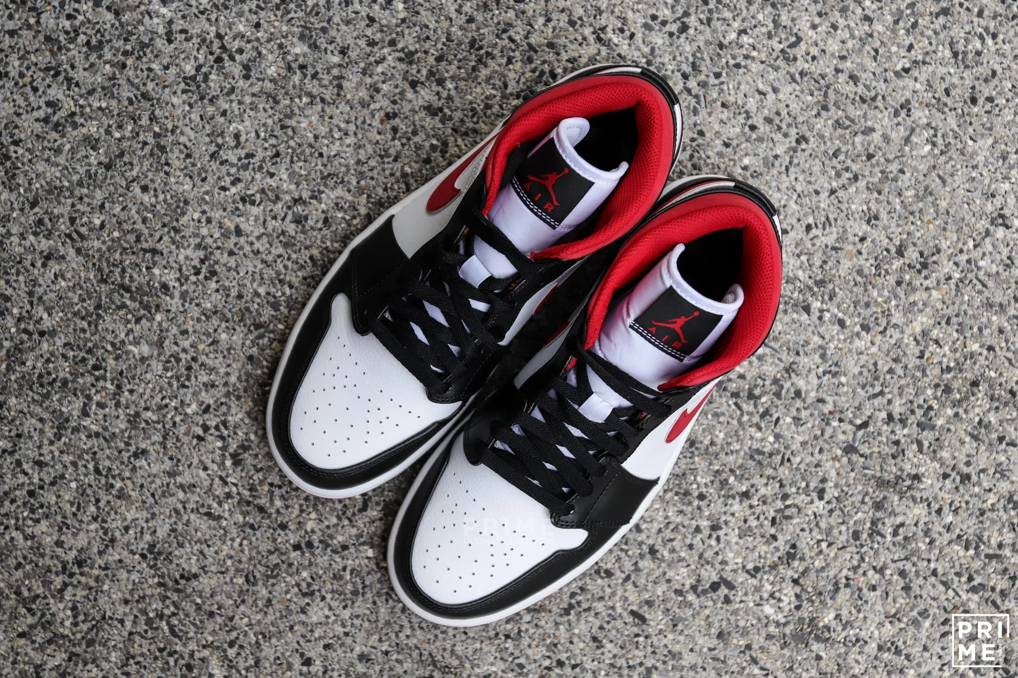 Nike Air Jordan 1 Mid Gym Red Black White - 554724 122