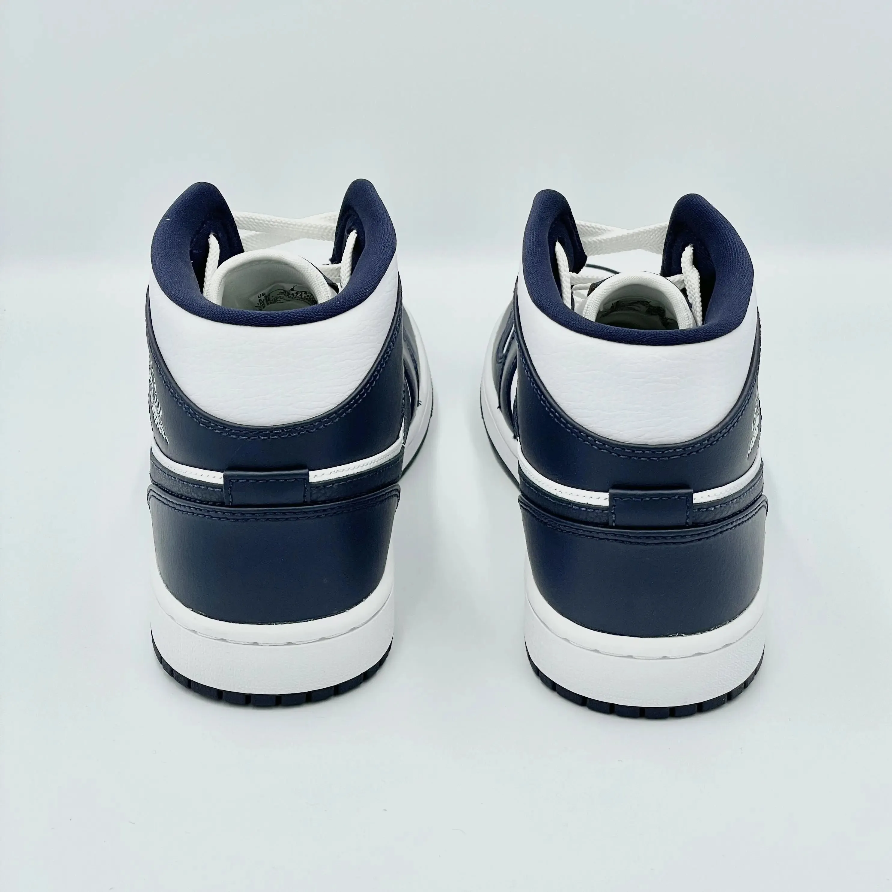 Nike Air Jordan 1 Mid White Obsidian