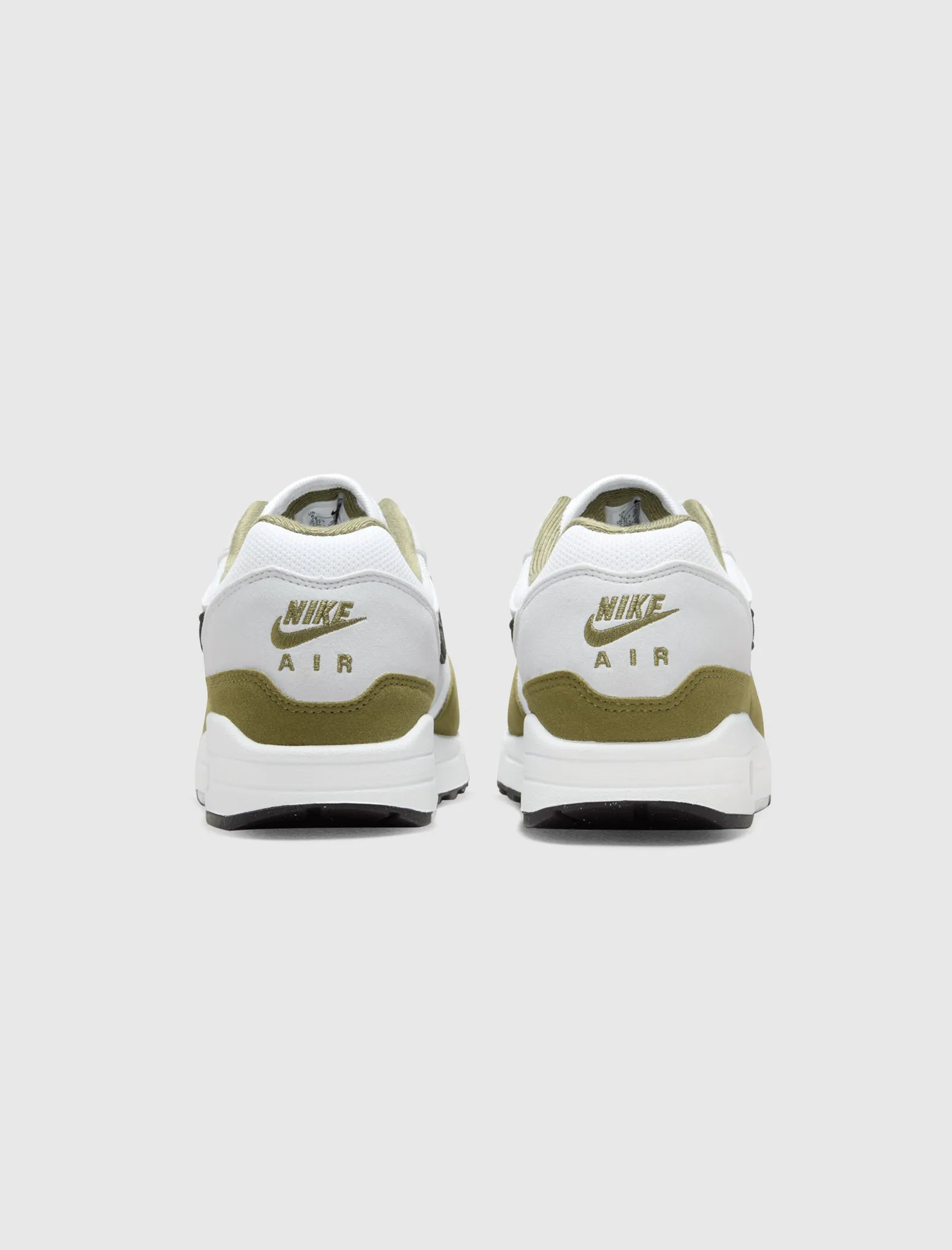 Nike Air Max 1 in Medium Olive colorway