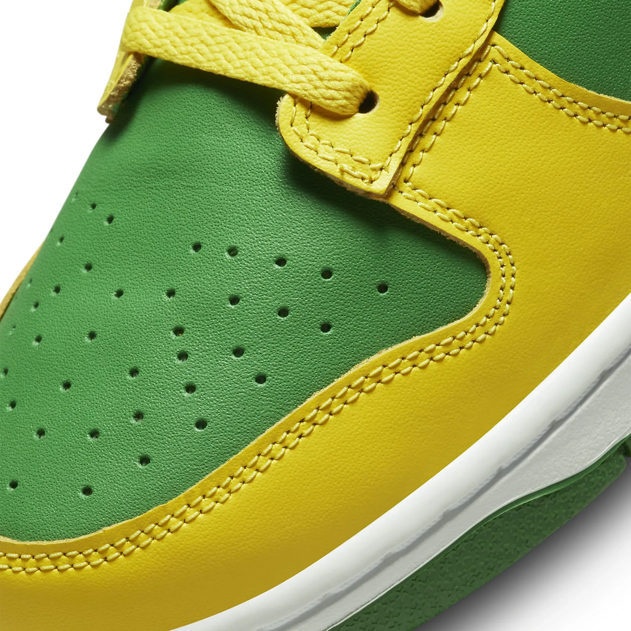 Nike Dunk Low Brazil Reverse