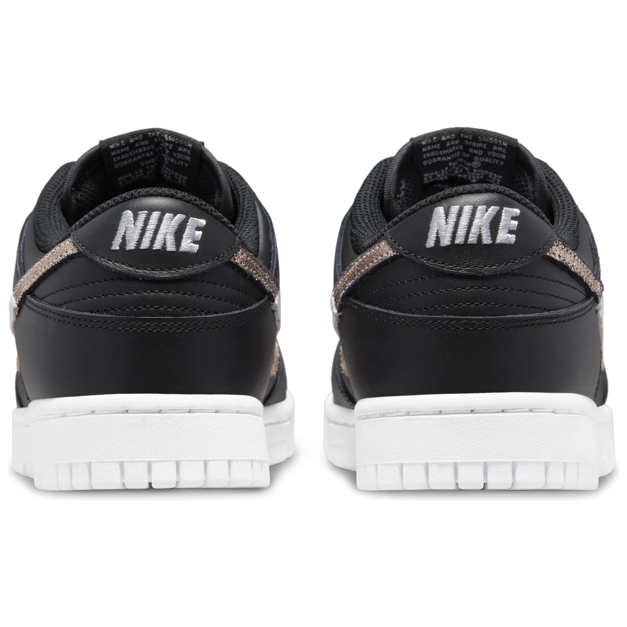 Nike Dunk Low SE for Women.