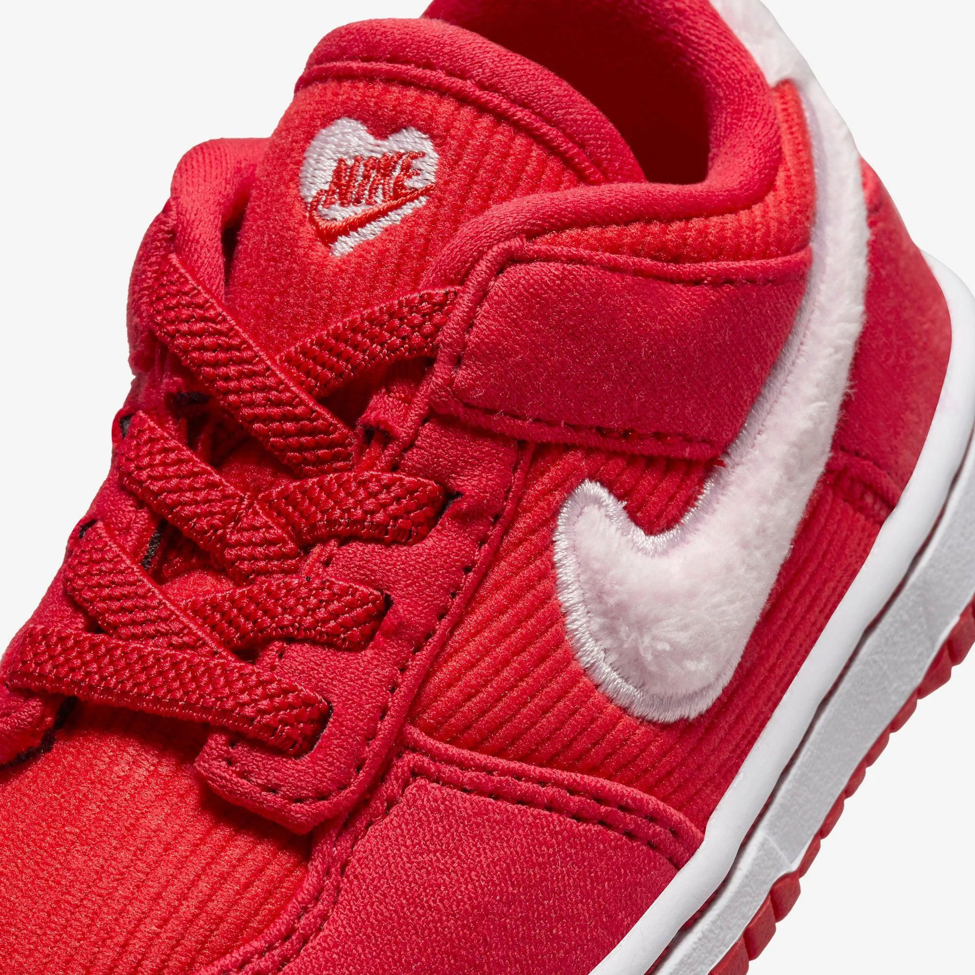 Nike Dunk Low 'Valentine's Day Solemates' 2024 FZ3551-612