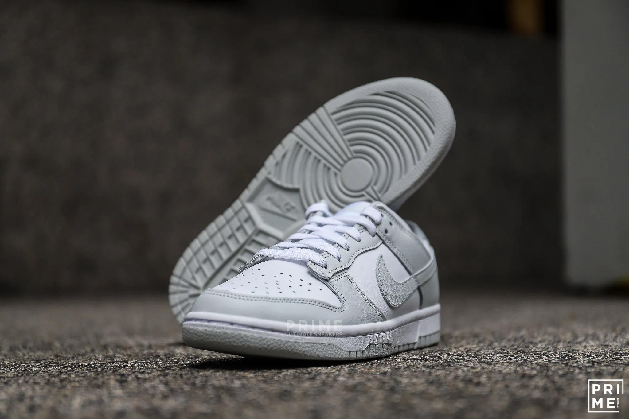 Nike Dunk Low W Photon Dust Shirt White Hightops DD1503 103