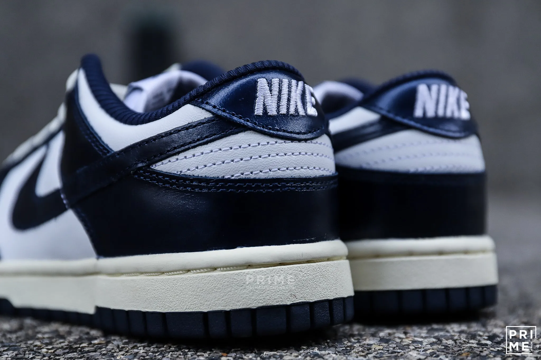 Nike Dunk Low W PRM Vintage Navy is a popular sneaker. (FN7197 100)