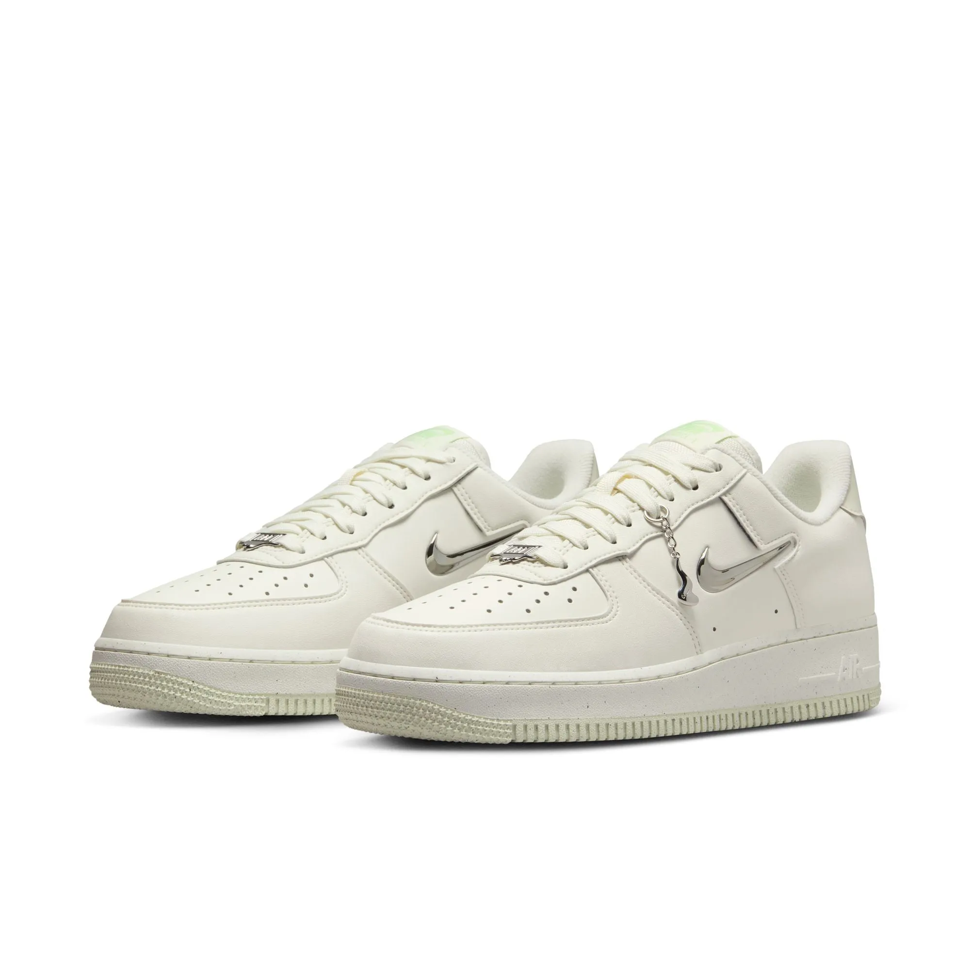 Nike Force 1 ‘07 NN SE women's sale/vapor green-sea glass-volt FN8540-100