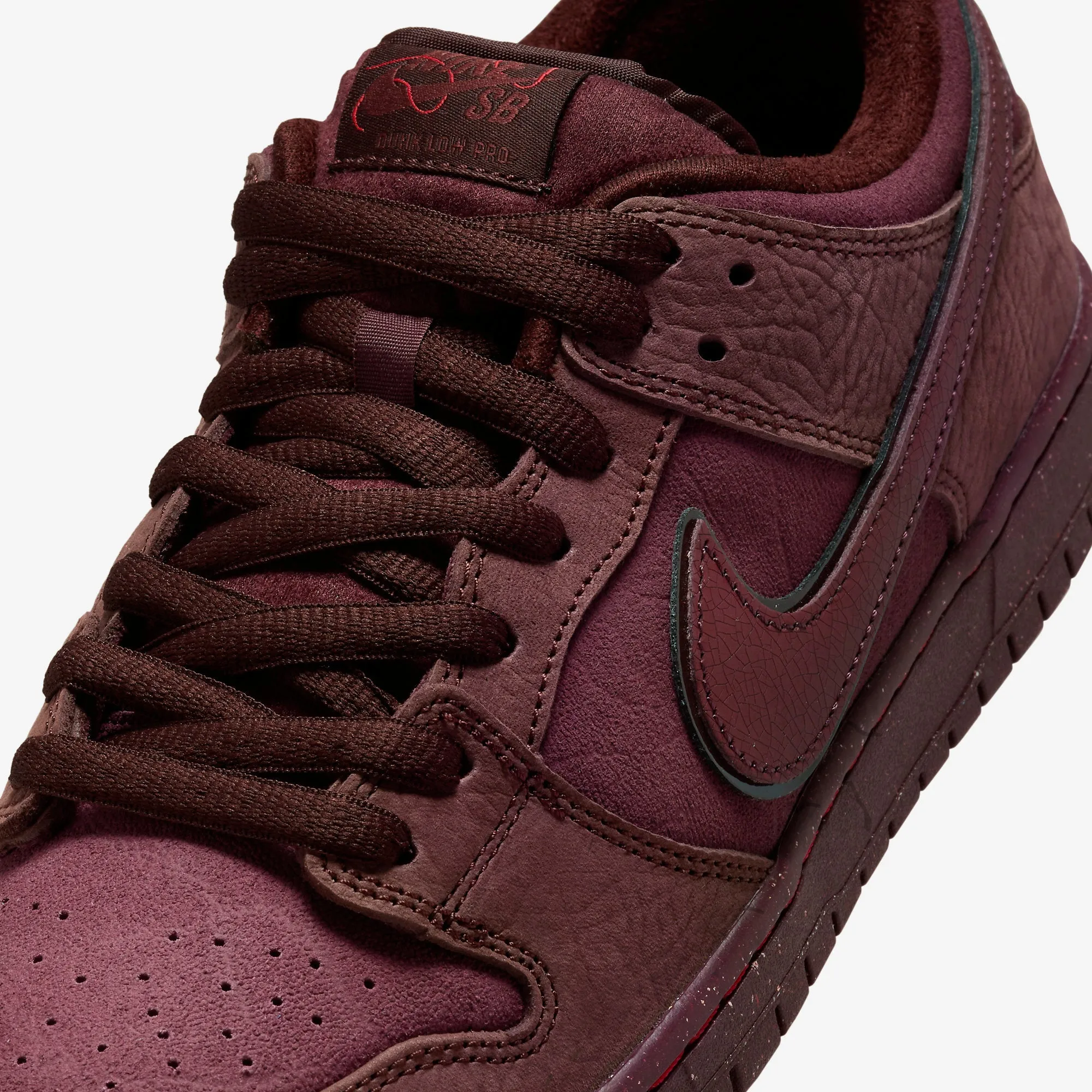 Nike SB Dunk Low PRM 'City Of Love Burgundy Crush' 2024 FN0619-600