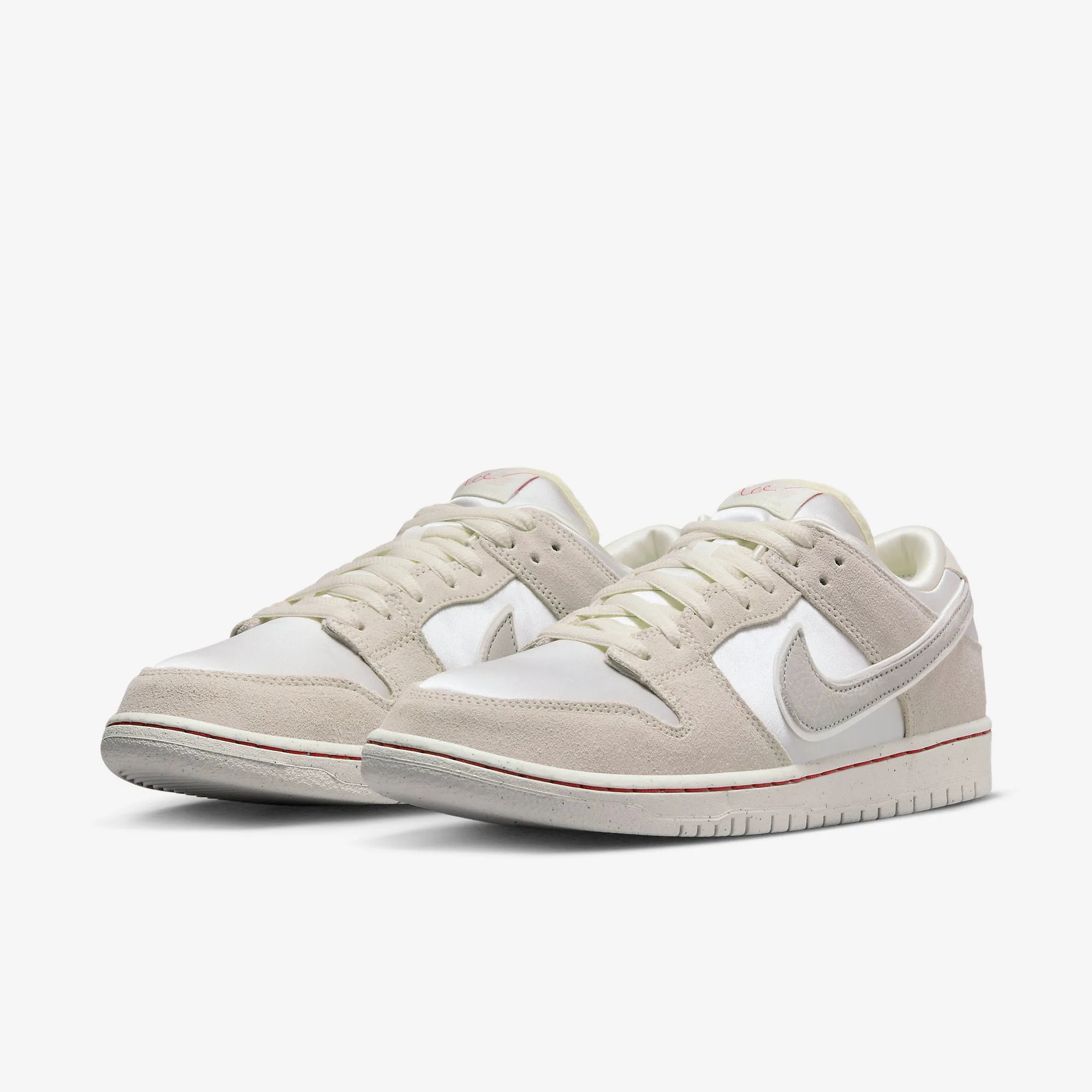 Nike SB Dunk Low PRM 'City Of Love Light Bone' FZ5654-100