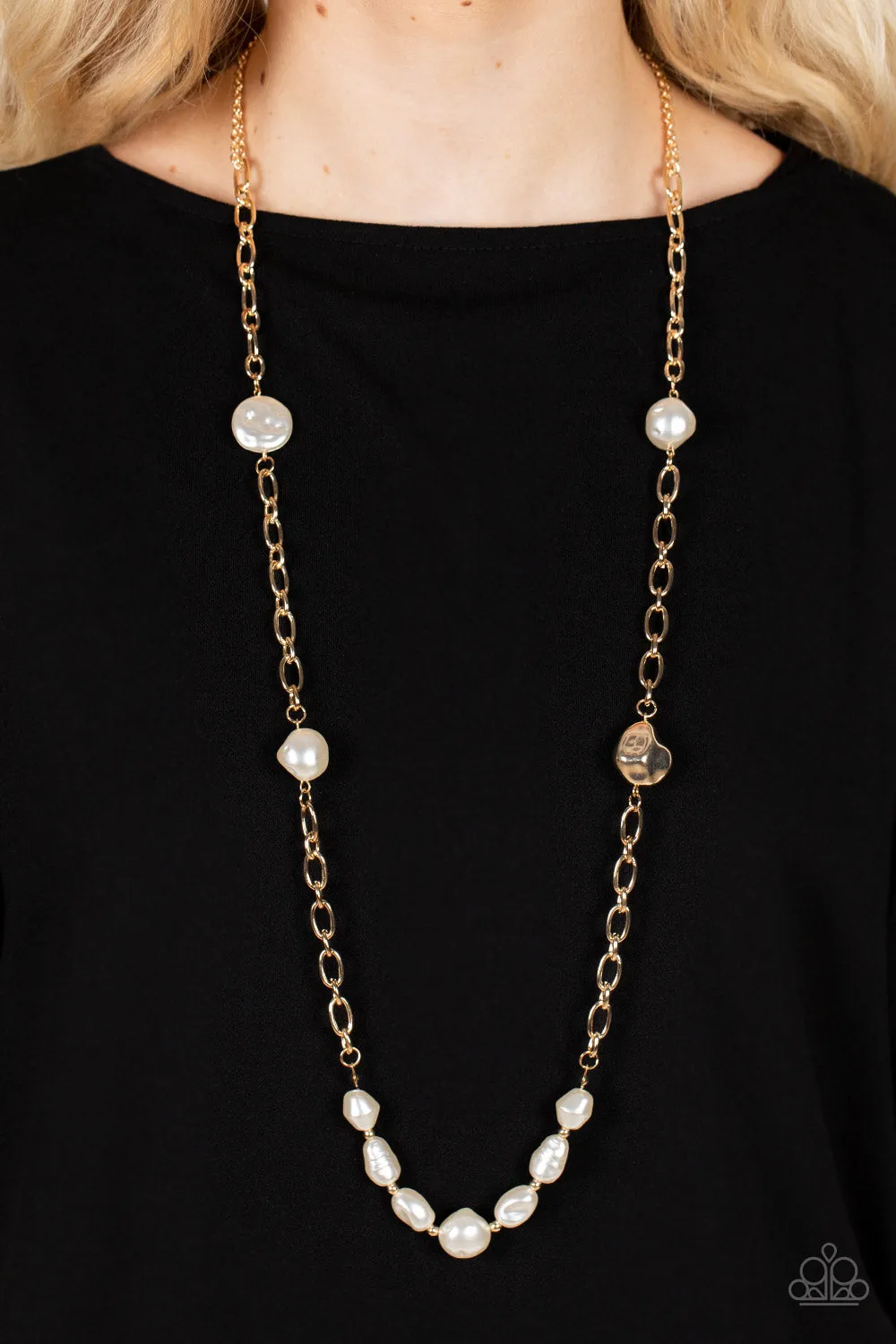 Paparazzi FABULOUS Gold Necklace - Shop Now!