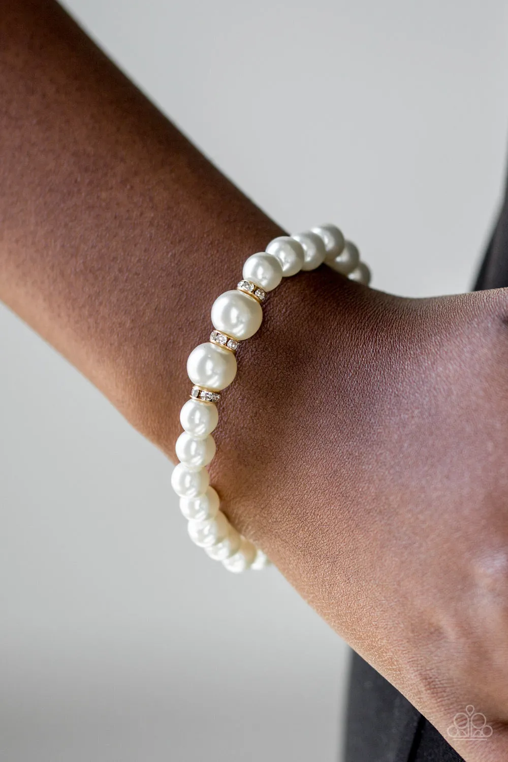 Paparazzi Radiantly Royal - Gold White Bracelet