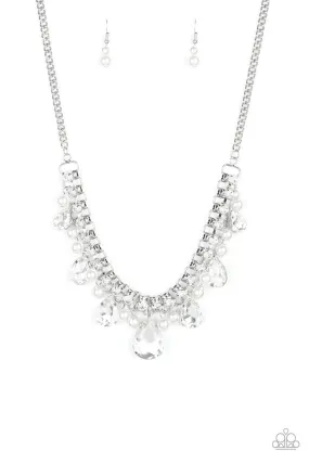 Paparazzi White Necklace - Knockout Queen