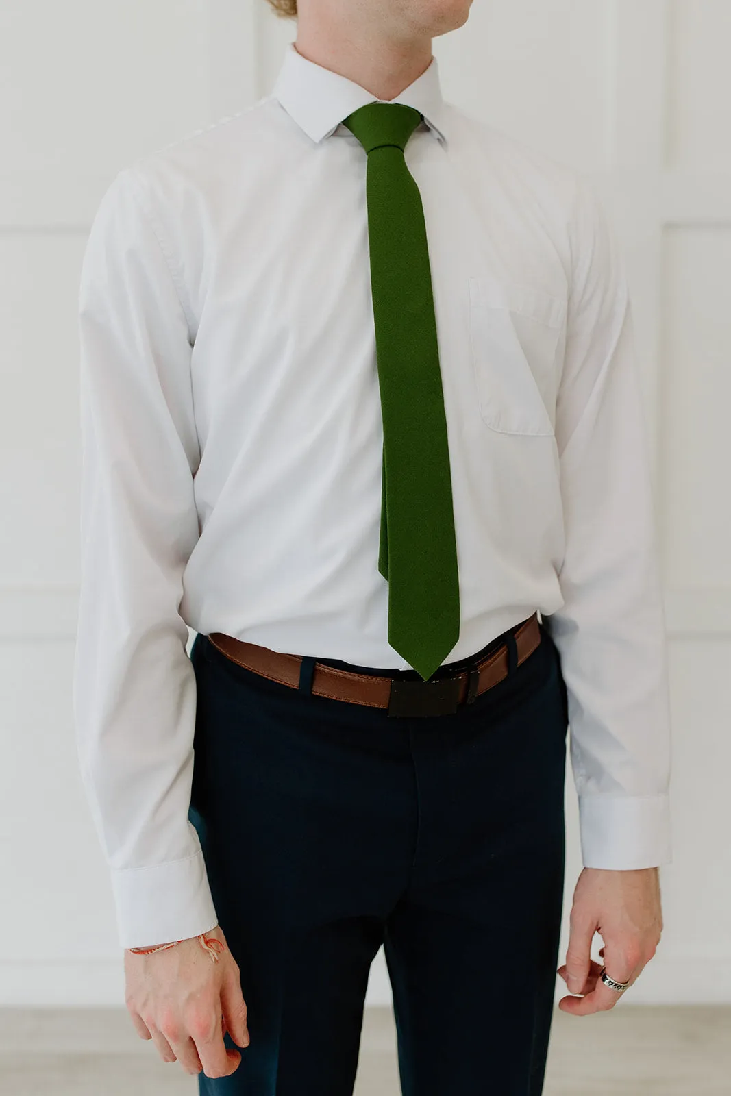 R&B Green Solid Tie