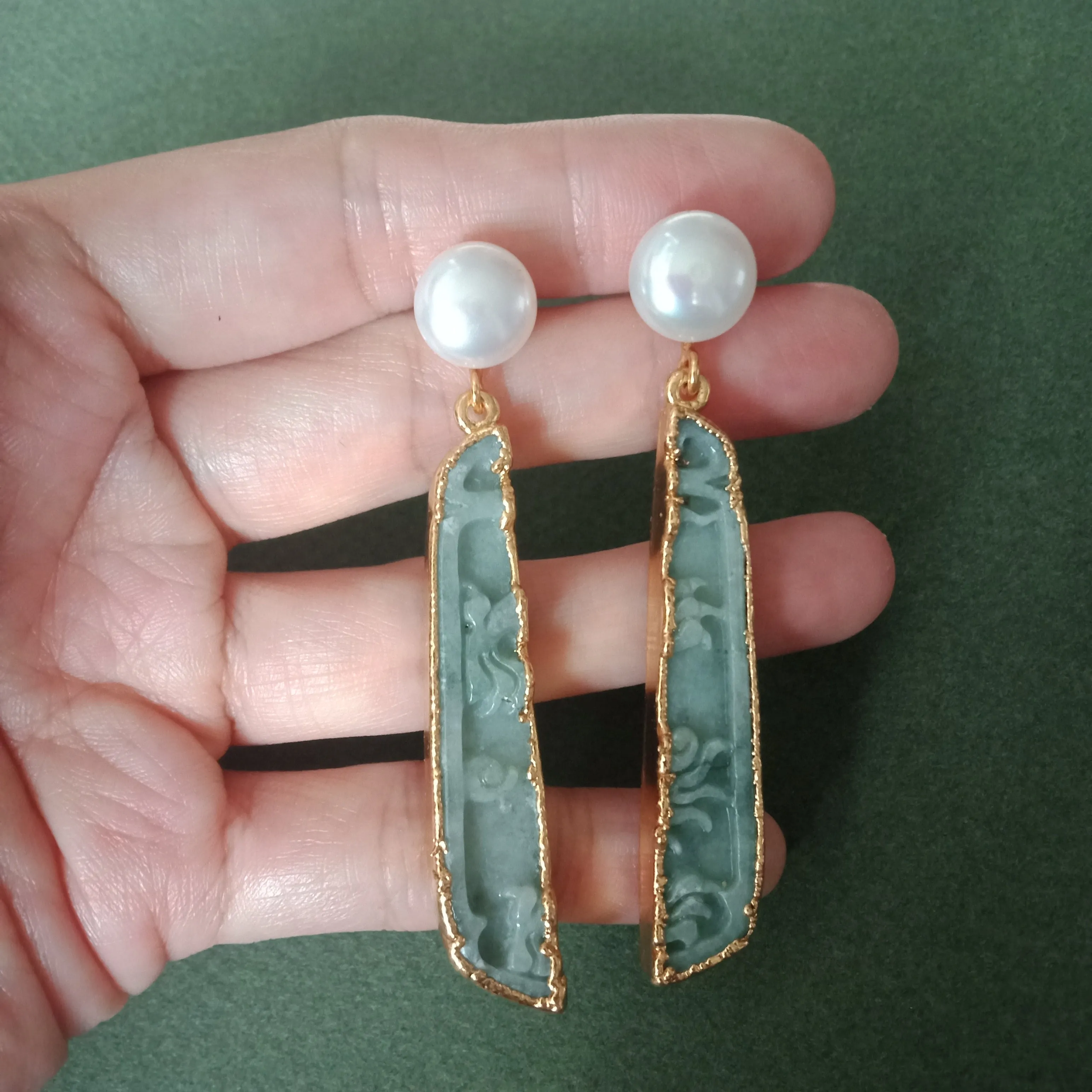 Reversible jade floral earrings with freshwater pearls