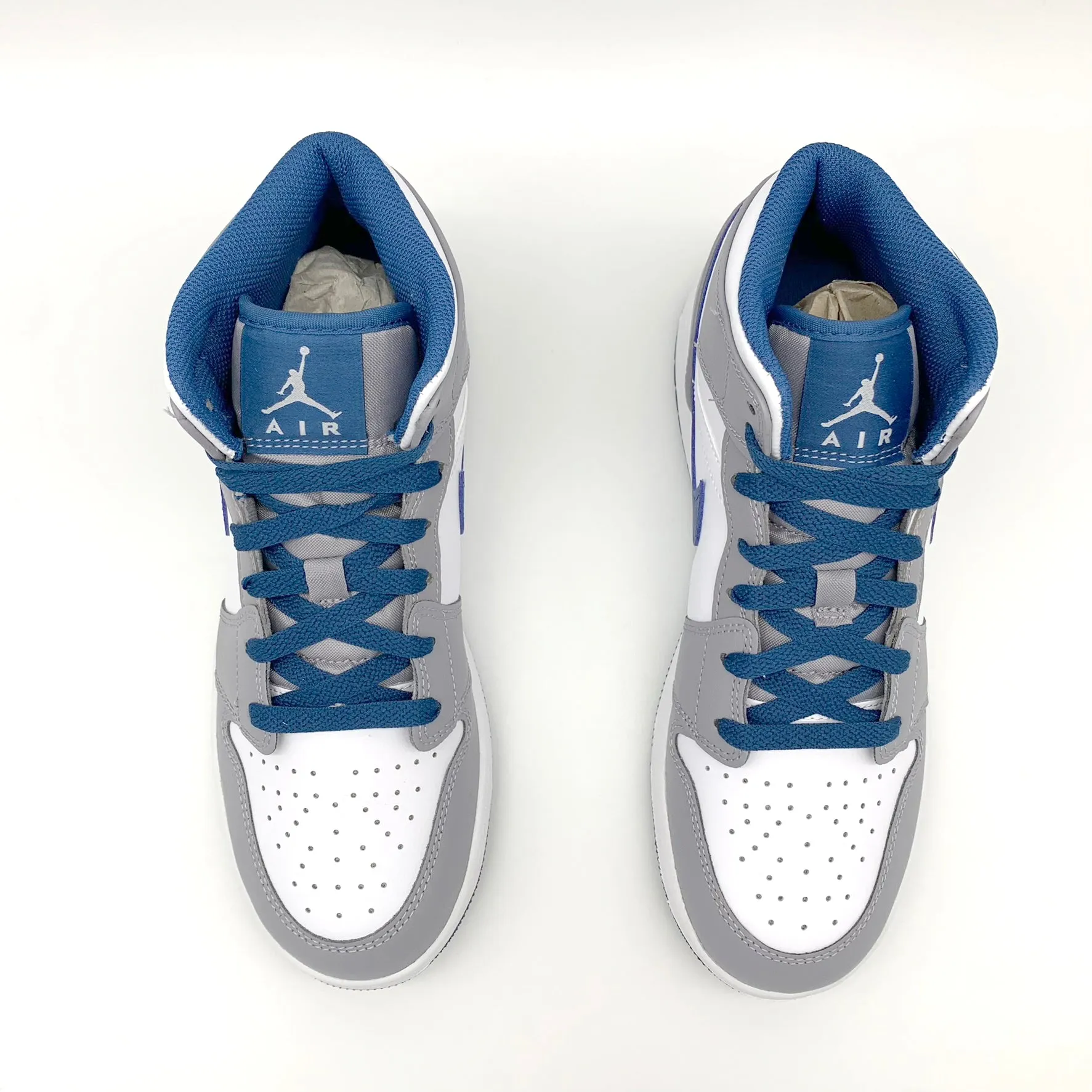 True Blue Cement Jordan 1 Mid sneakers