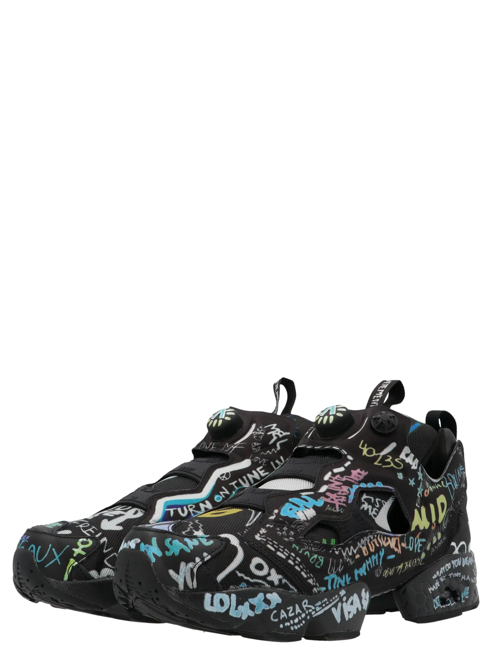 Vetements graffiti sneakers