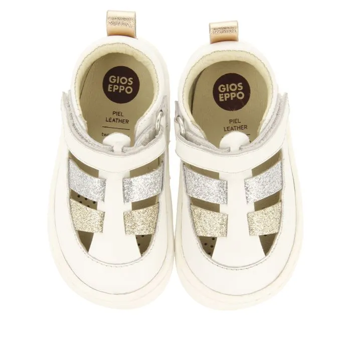 WHITE CRAB-STYLE SANDALS WITH ADJUSTABLE CLOSURES FOR BABIES ODELL