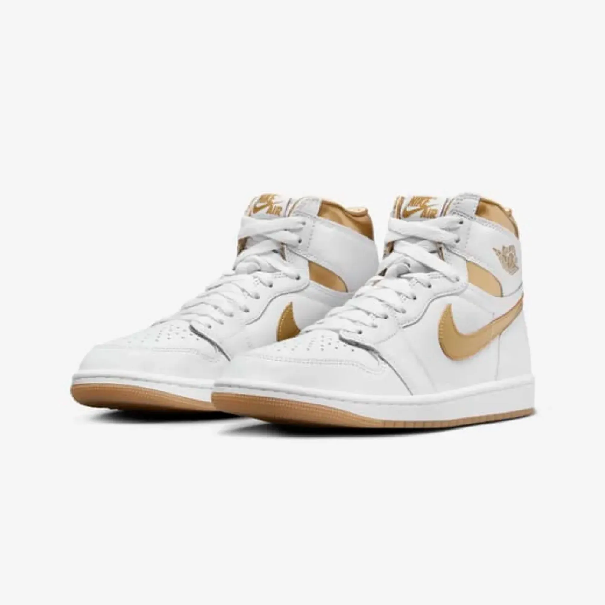 WMN's Air Jordan 1 Retro High OG - White Metallic Gold Gum Light Brown